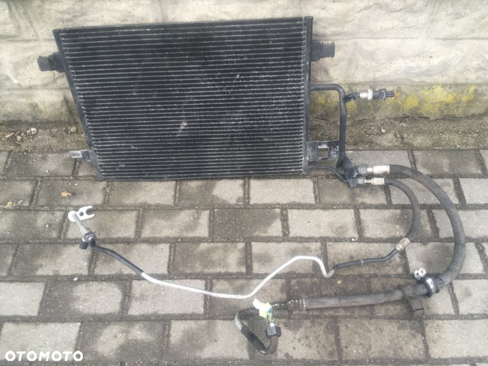 AUDI A4 VW PASSAT B5 CHŁODNICA KLIMATYZACJI RURKI - 1