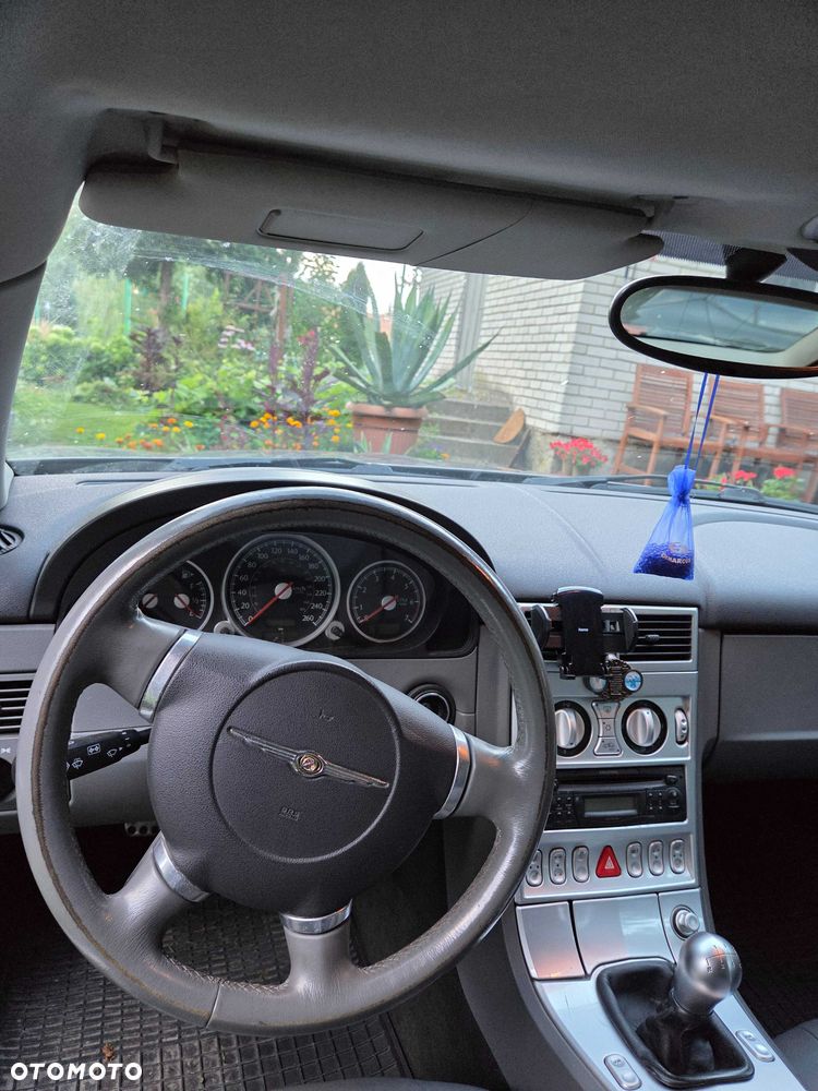Chrysler Crossfire - 8