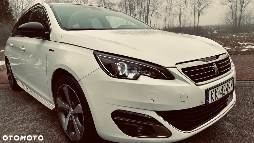 Peugeot 308 - 1