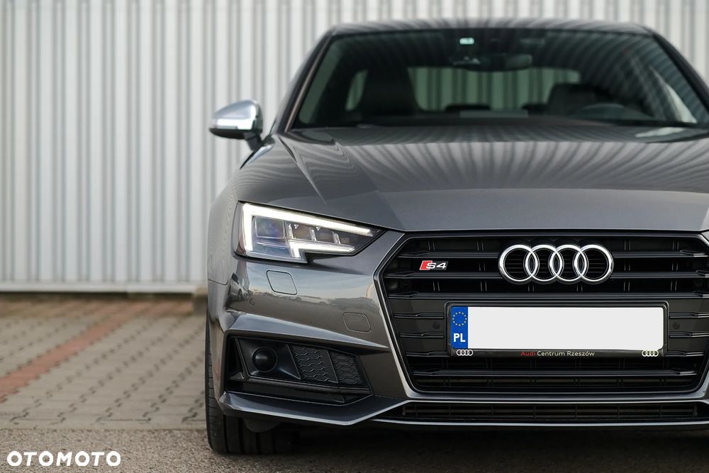 Audi S4 Limousine - 13