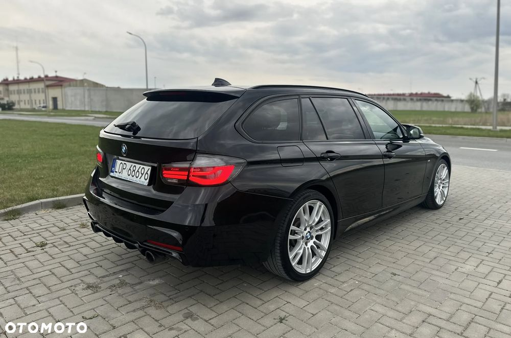 BMW Seria 3 320d xDrive Sport Line - 7