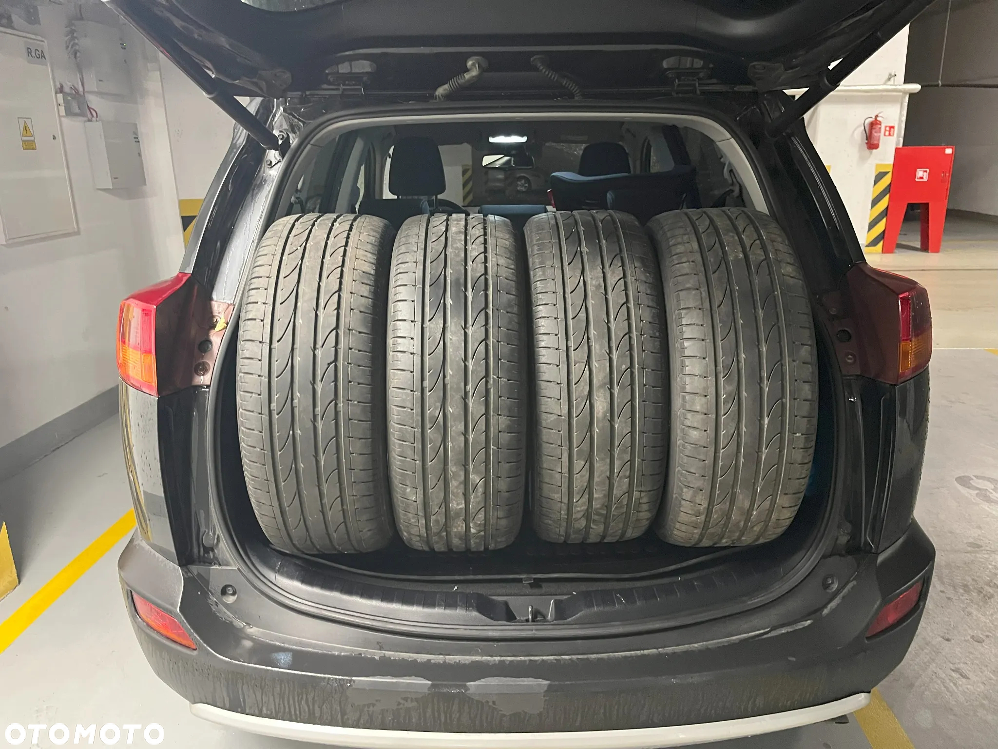 Toyota RAV4 2.0 D-4D Premium - 6