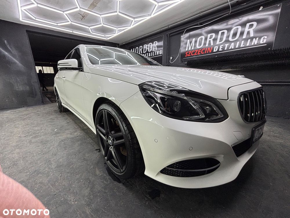 Mercedes-Benz Klasa E 400 7G-TRONIC Edition - 3