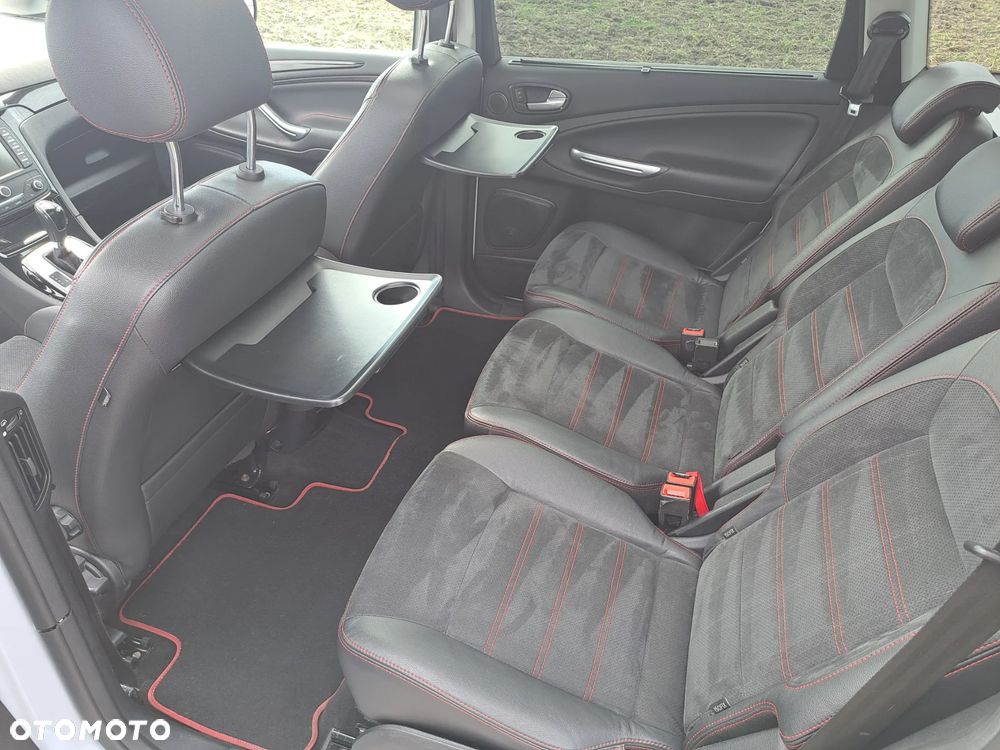 Ford S-Max 2.2 TDCi DPF Titanium - 14