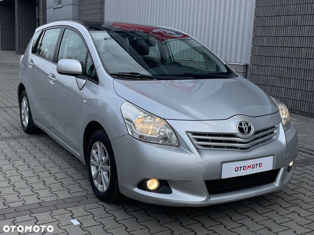 Toyota Verso 2.0 D-4D Premium - 13