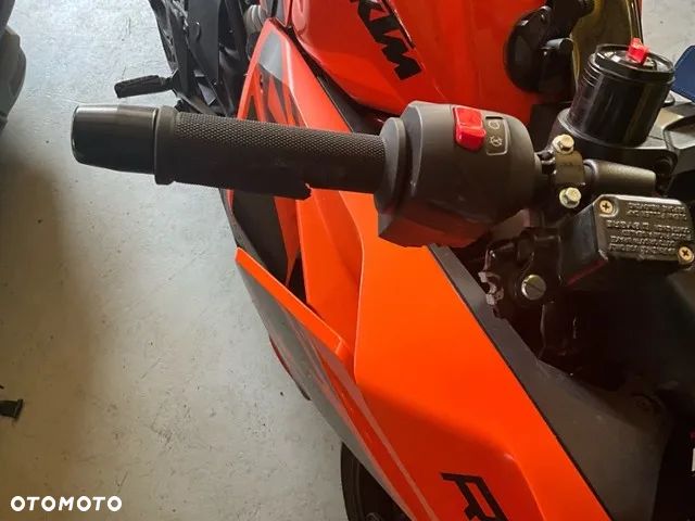 KTM RC 390 - 22
