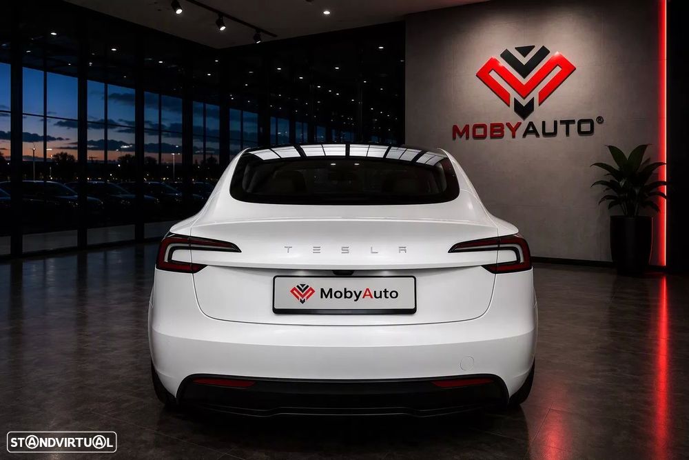 Tesla Model 3 Tração Traseira - 4