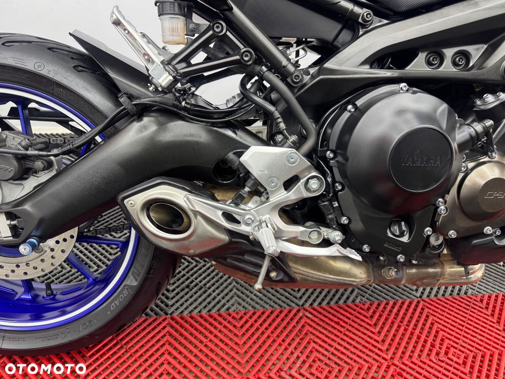 Yamaha MT - 30