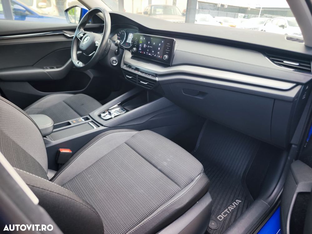 Skoda Octavia 2.0 TDI DSG Ambition - 16
