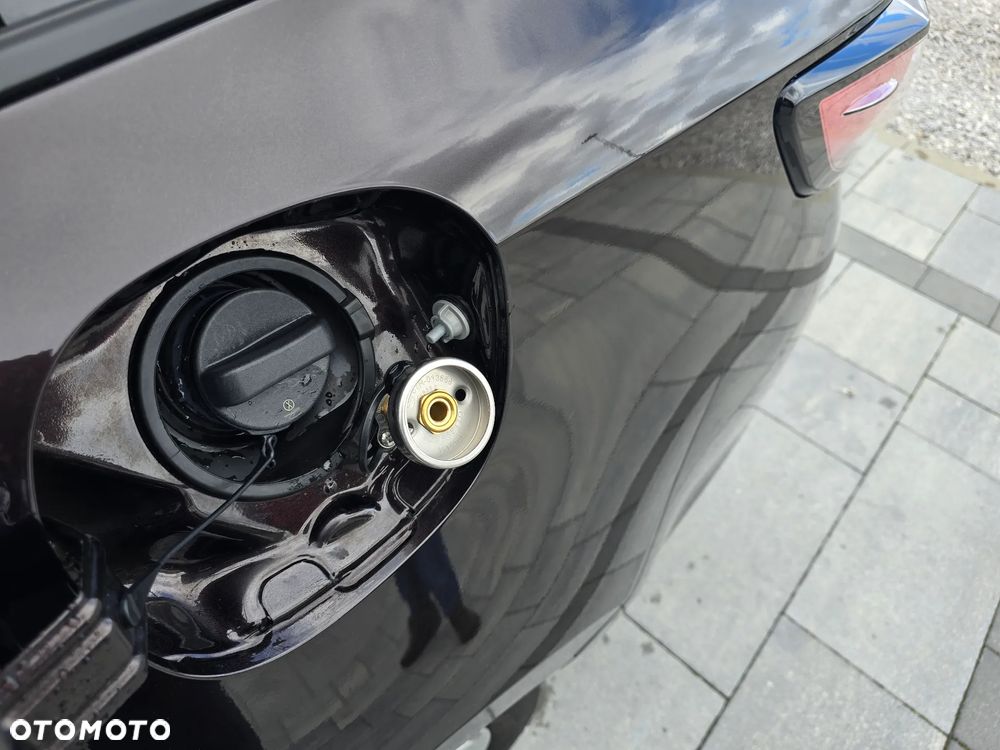 Toyota Corolla 1.8 Hybrid GPF Comfort - 25