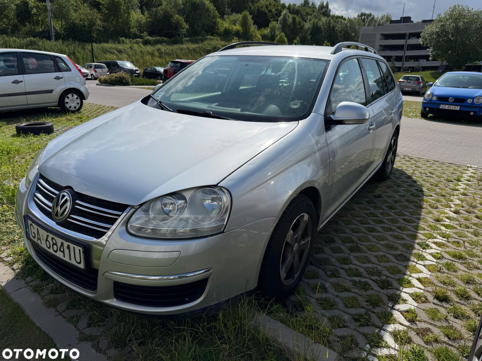 Volkswagen Golf 1.9 TDI DPF Comfortline - 1