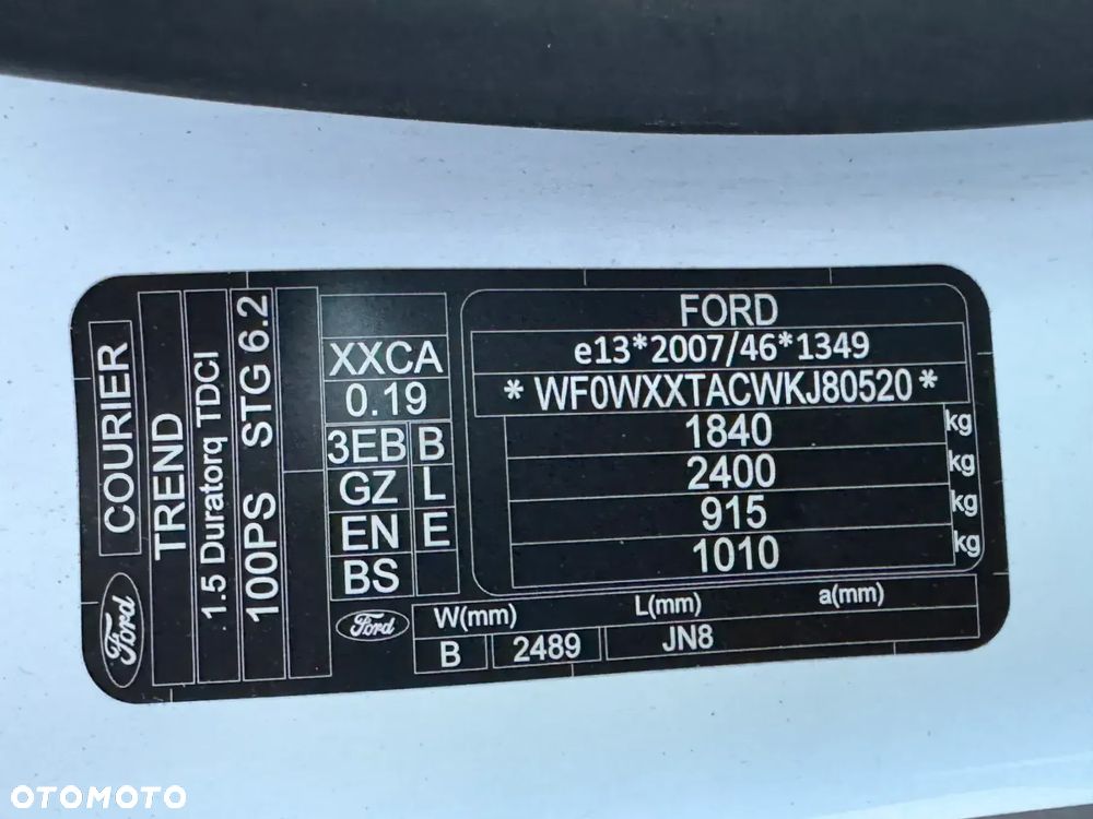 Ford TRANSIT COURIER - 27