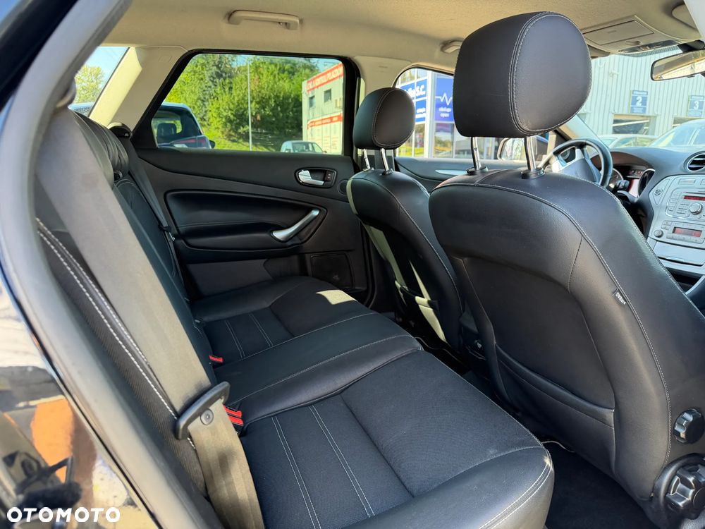Ford Mondeo 2.0 TDCi Champions Edition - 29