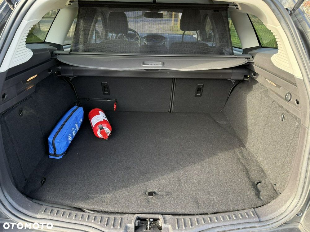 Ford Focus - 12