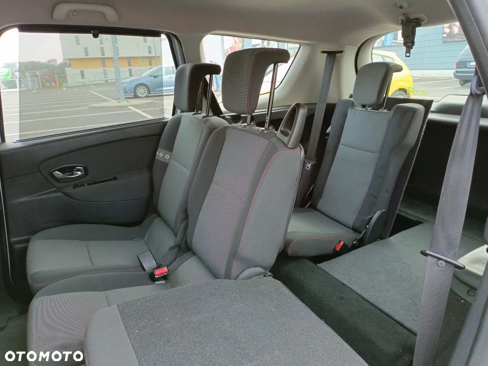 Renault Grand Scenic - 15