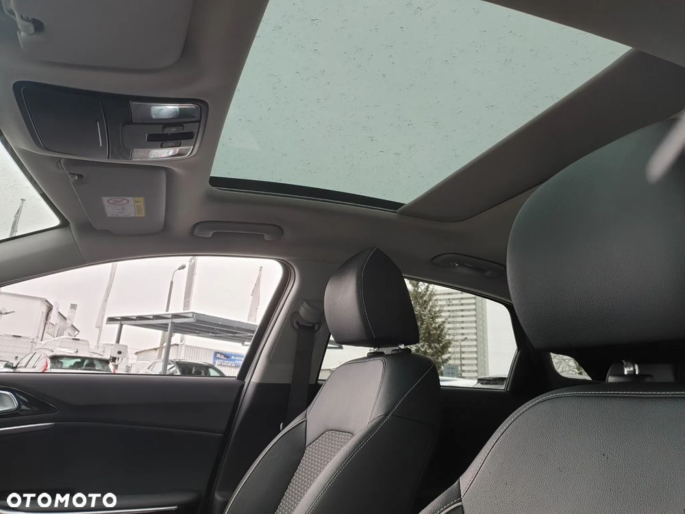 Kia Ceed 1.5 T-GDI Business Line Plus DCT - 34