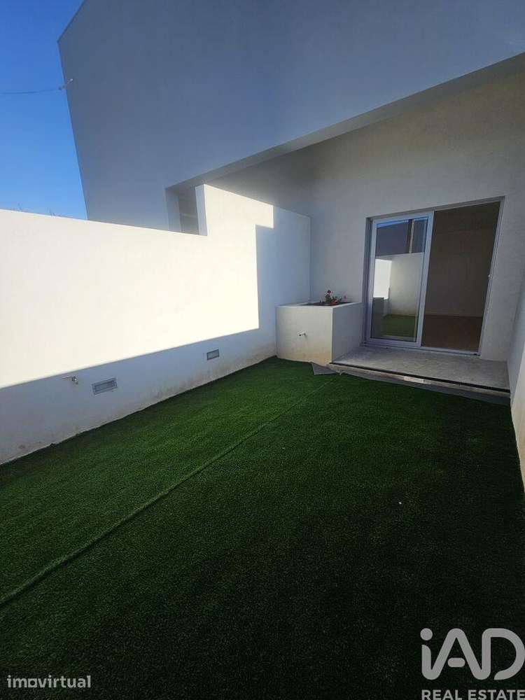 Apartamento T3 em Oliveira do Douro de 120,00 m2 - Grande imagem: 5/27
