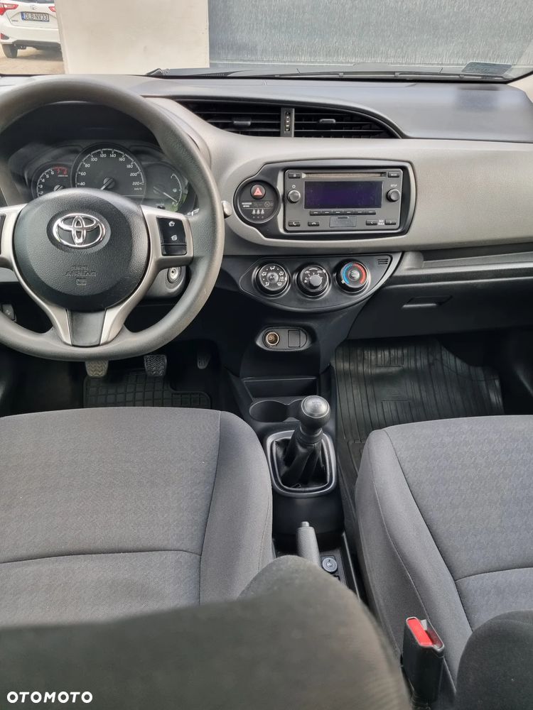 Toyota Yaris 1.0 Active - 9