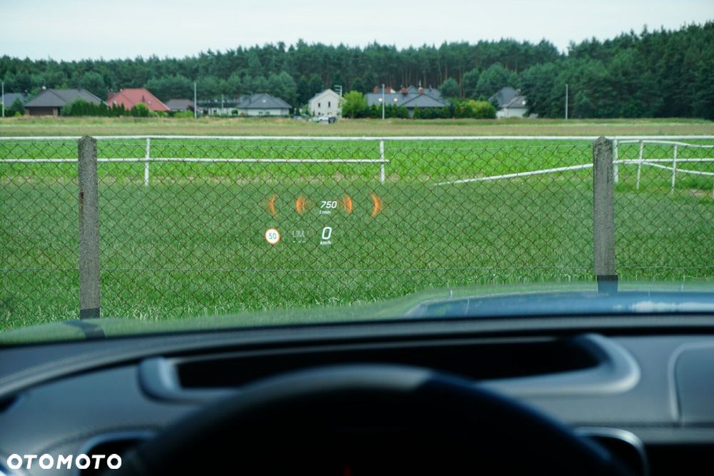 Mercedes-Benz GLC - 9