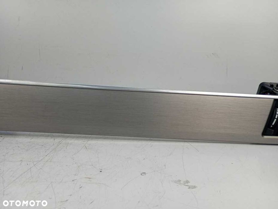 dekor konsoli kratka nawiewu listwa chrom mercedes w212 e-klassa A2128302854 - 10