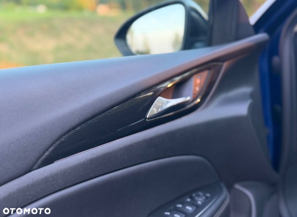 Opel Insignia - 8