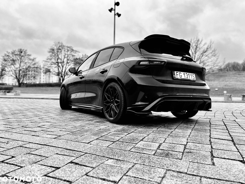Ford Focus 2.3 EcoBoost ST X - 5