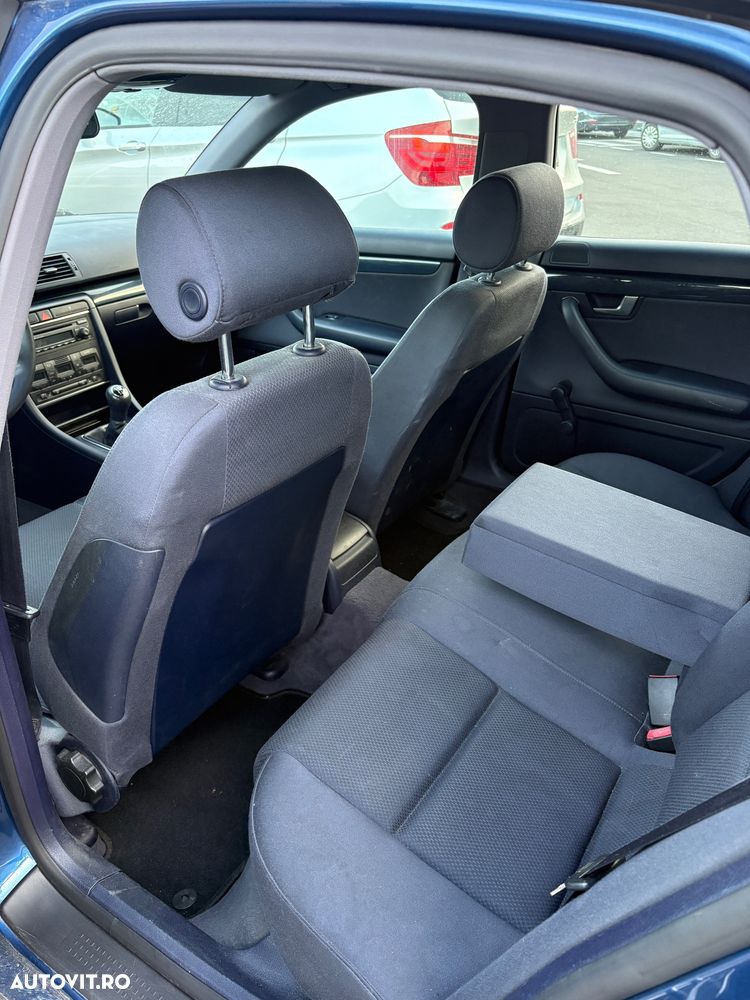 Audi A4 Limuzina - 10