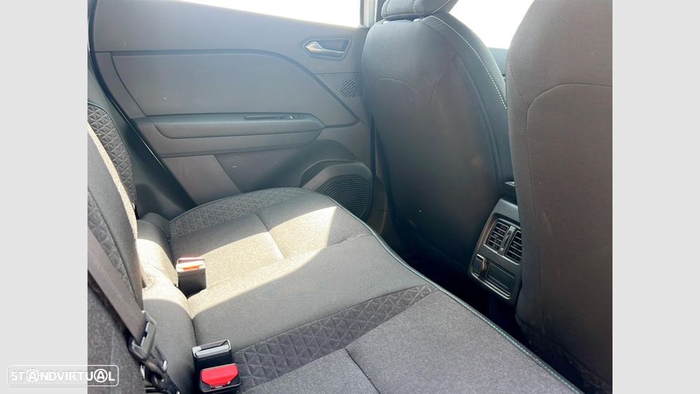 Renault Captur - 18