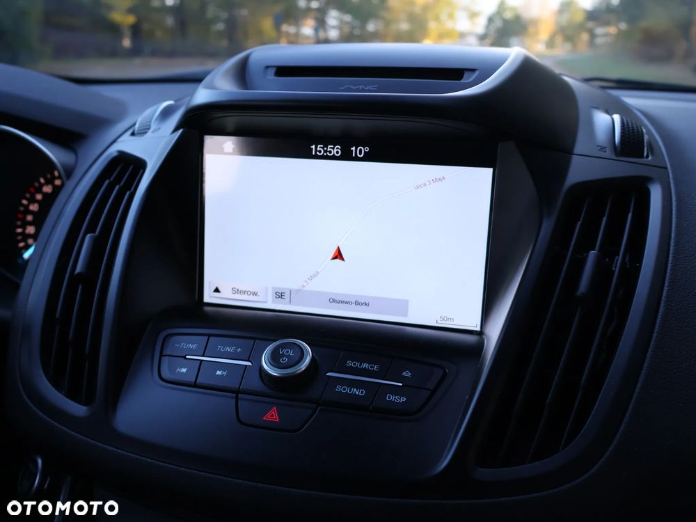 Ford Kuga 1.5 EcoBoost 2x4 Titanium - 23