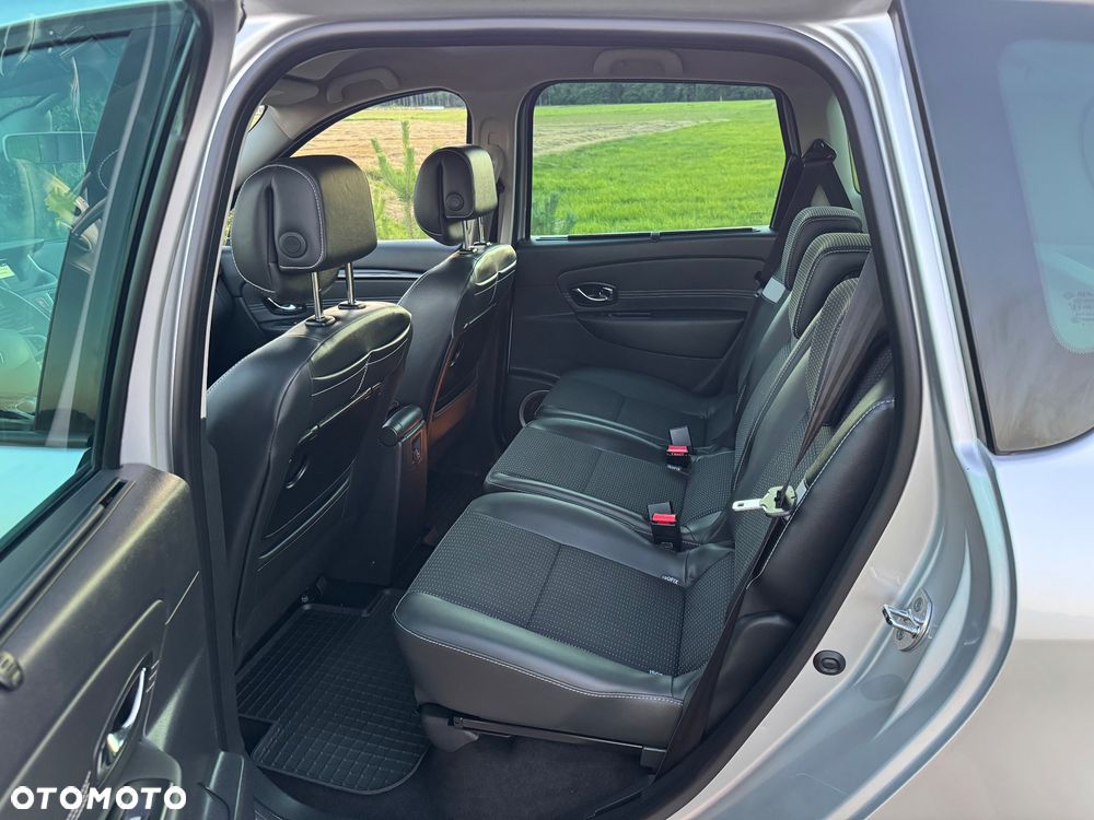 Renault Scenic 1.4 16V TCE Bose Edition - 8