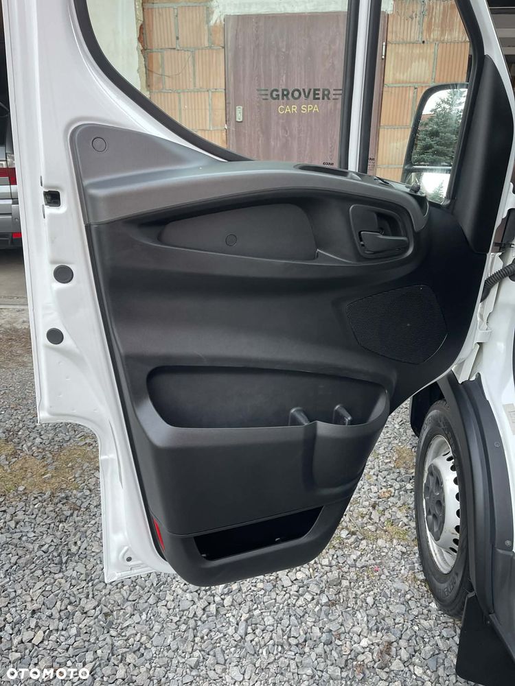 Iveco Daily 35s18 - 21