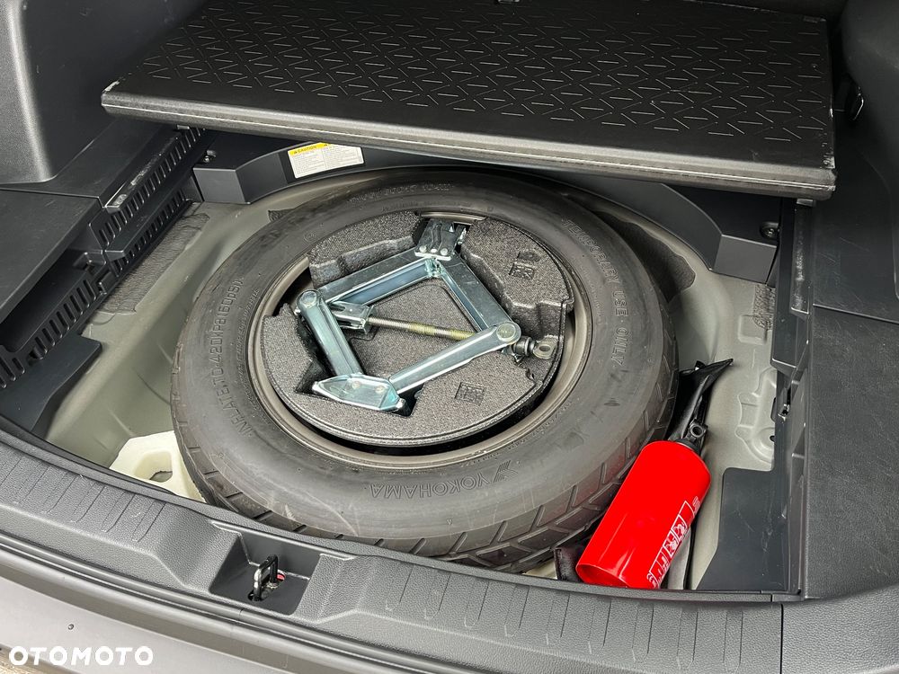 Toyota RAV4 2.5 Hybrid Comfort 4x2 - 37