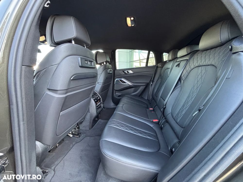 BMW X6 xDrive40i - 10