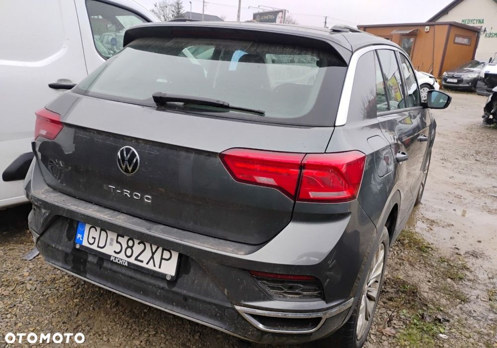Volkswagen T-Roc - 4