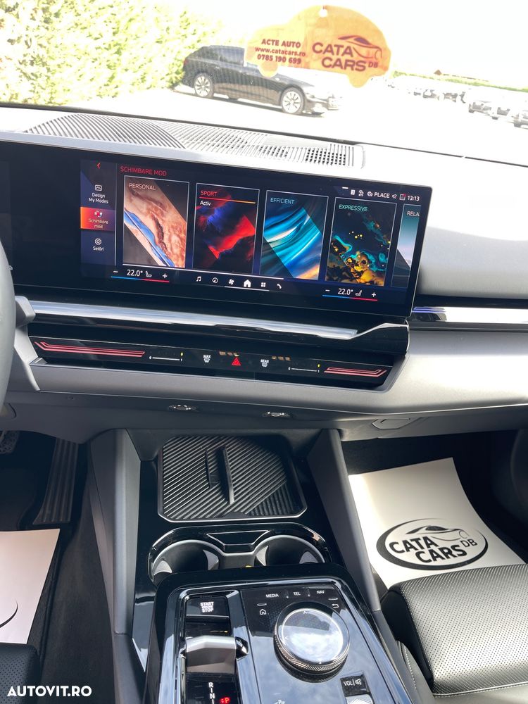 BMW Seria 5 530e Aut. - 31