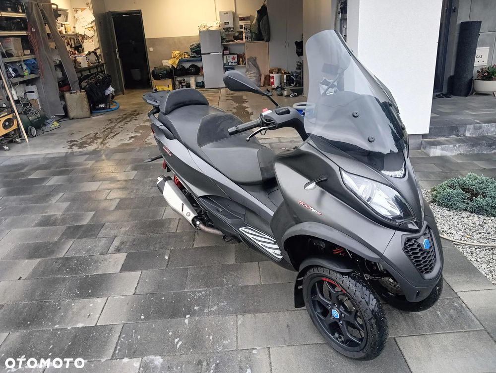 Piaggio MP-3 - 3