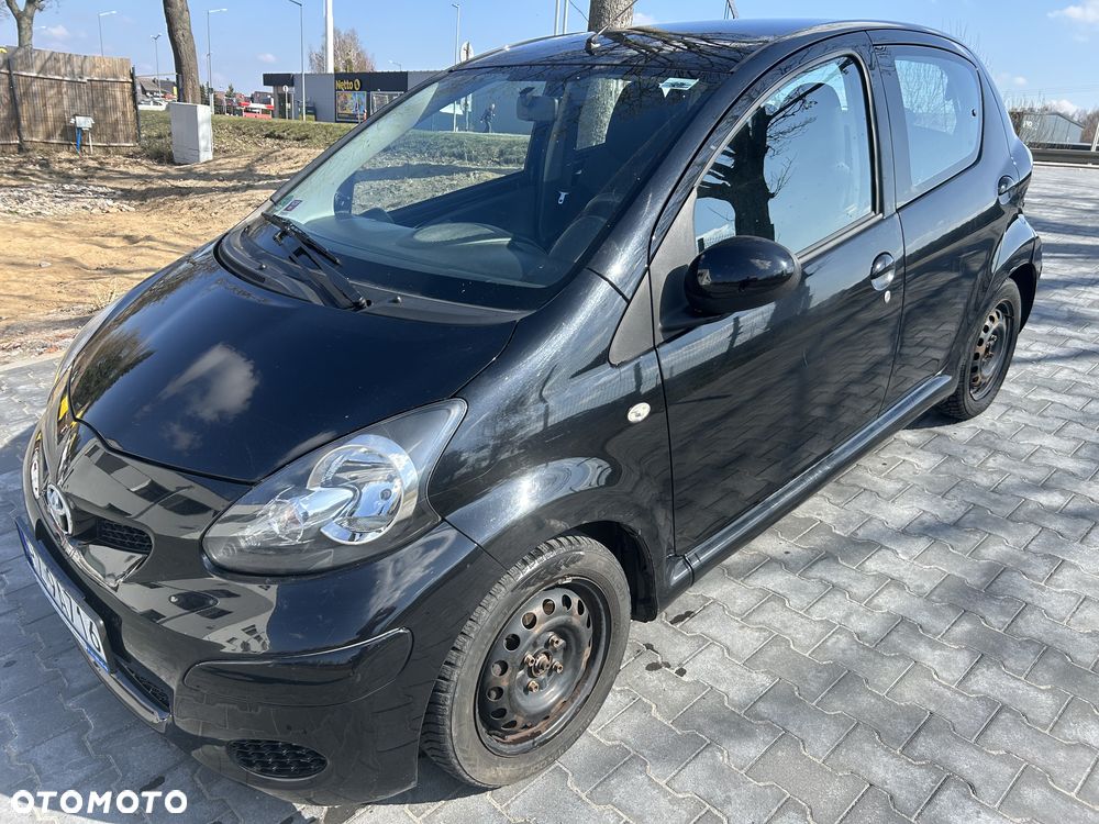 Toyota Aygo Cool - 1