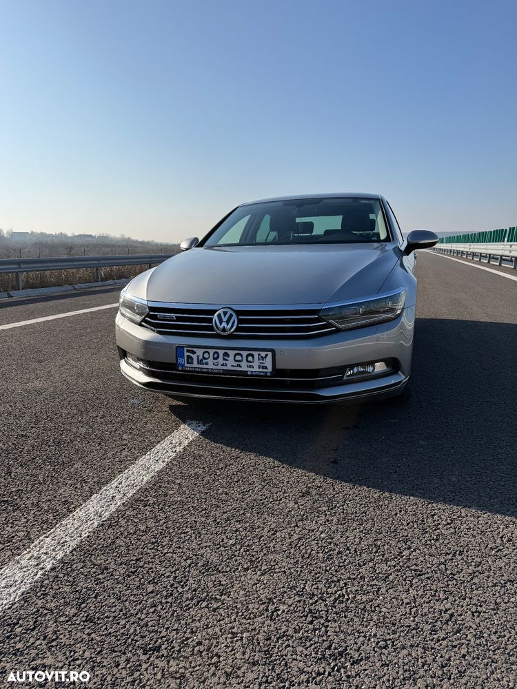 Volkswagen Passat - 5
