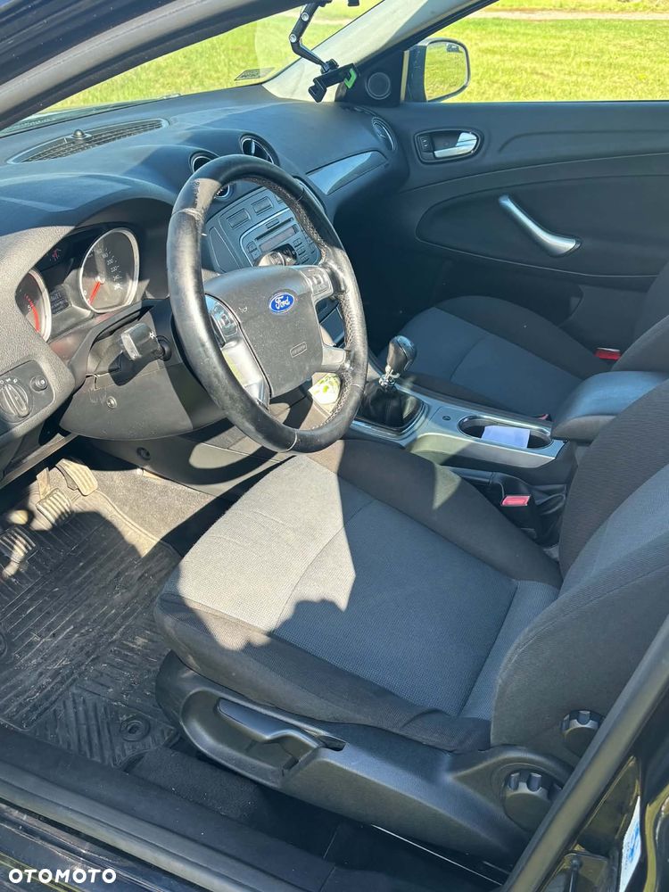 Ford Mondeo - 6