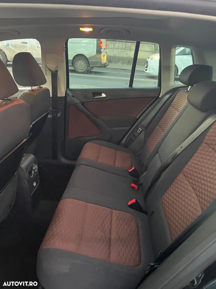 Volkswagen Tiguan 2.0 TDI DPF 4Motion DSG Track & Field - 6