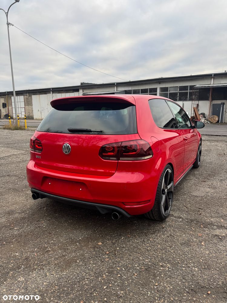 Volkswagen Golf 2.0 TSI GTI - 6
