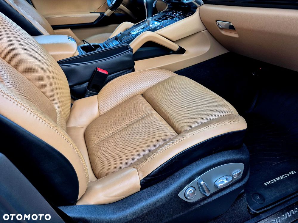 Porsche Cayenne Tiptronic S - 18