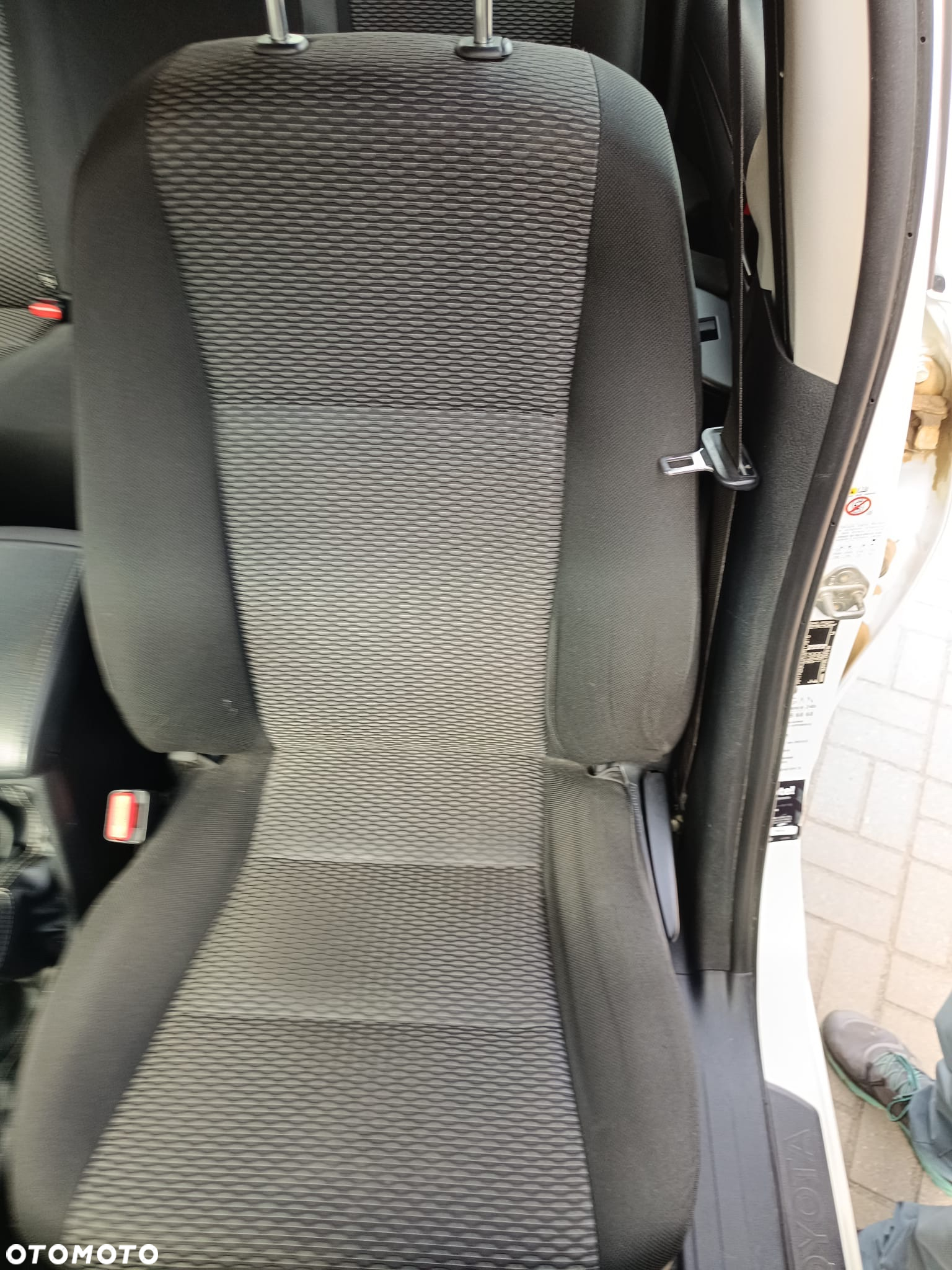 Toyota Hilux 2.4 D-4D Double Cab DLX 4x4 - 11
