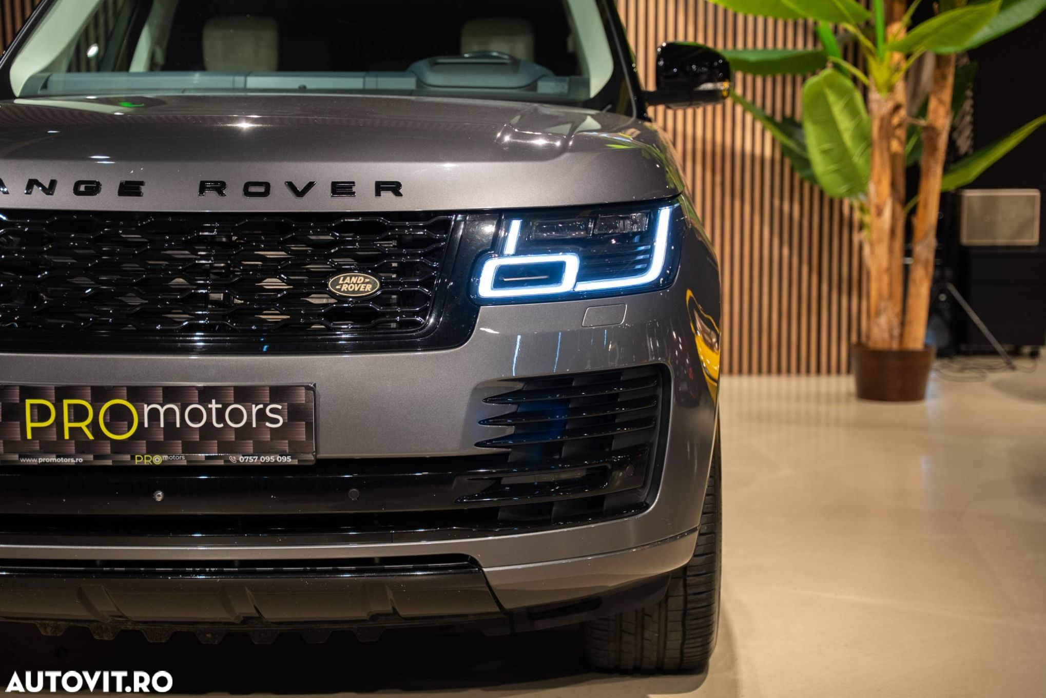 Land Rover Range Rover - 7