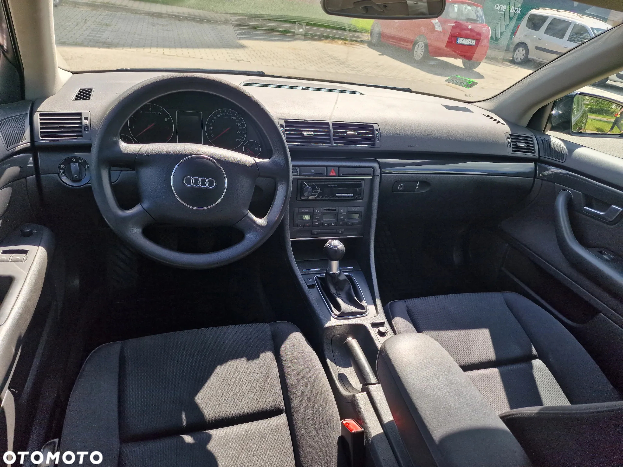 Audi A4 1.6 - 5