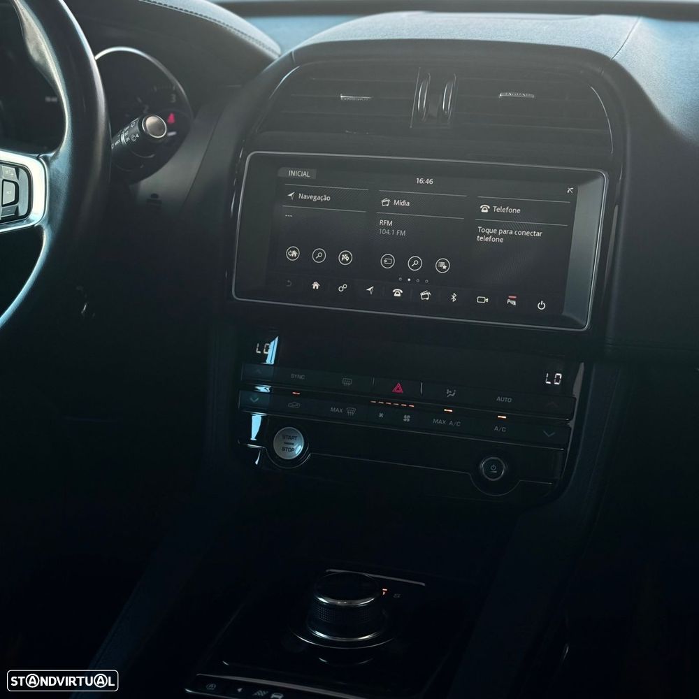 Jaguar F-Pace 2.0 i4D Prestige AWD Aut. - 25