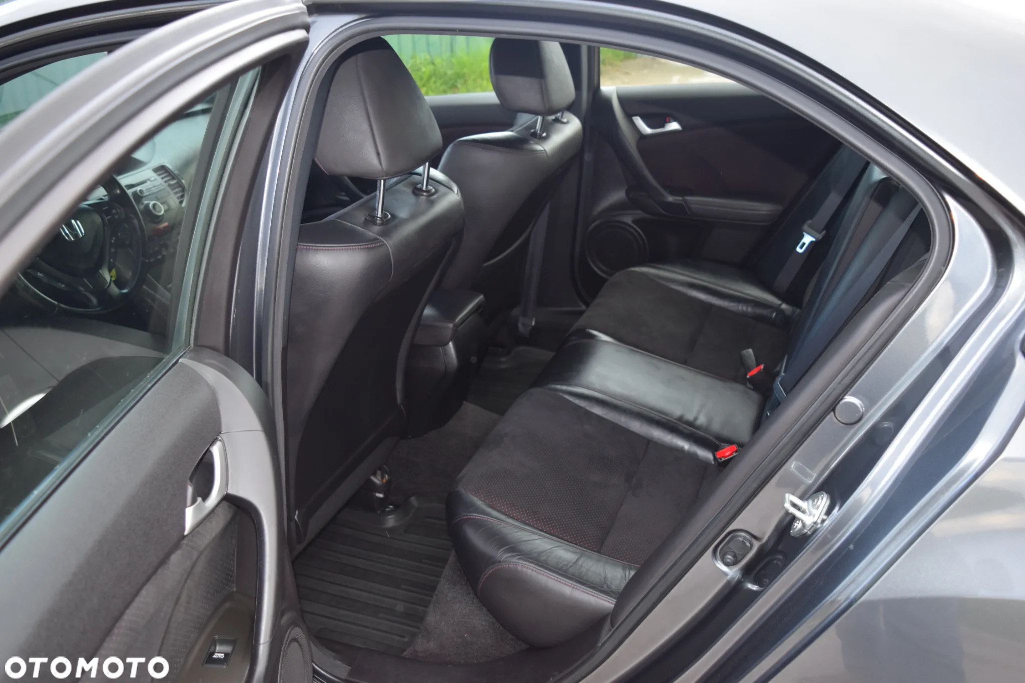 Honda Accord 2.4 Type-S - 24