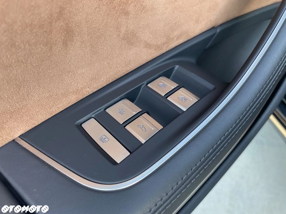 Audi A8 L 55 TFSI mHEV Quattro Tiptr - 26