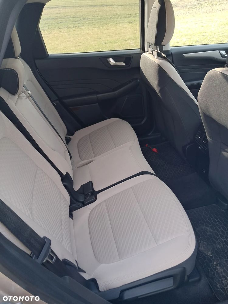 Ford Escape - 9