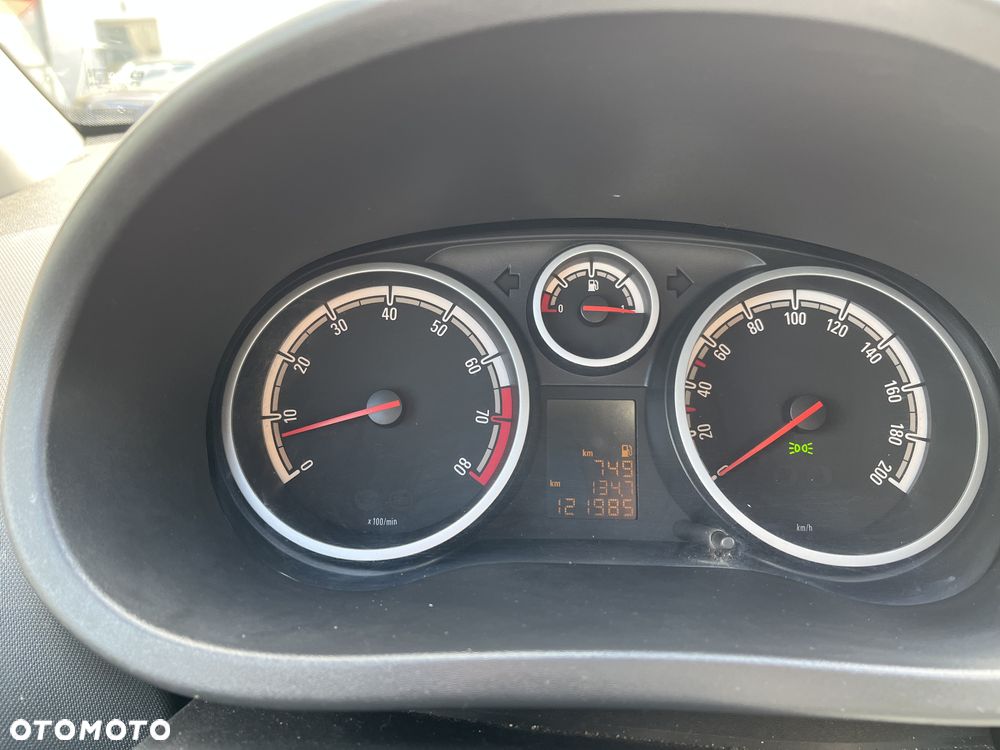 Opel Corsa 1.2 16V 111 - 8